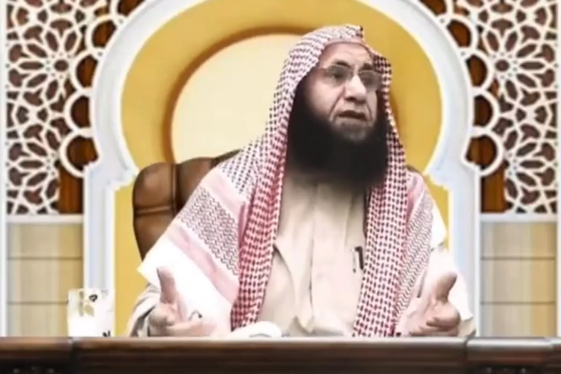 ما المقصود بالرد على هشام البيلي